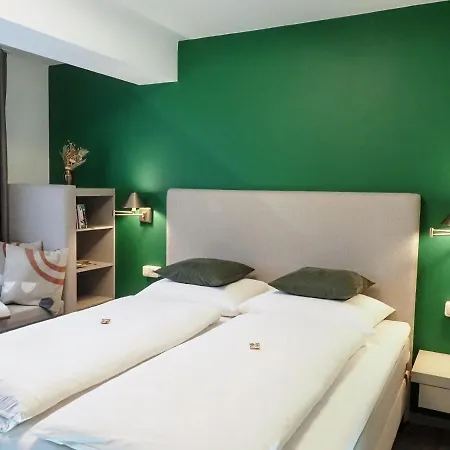 Chesa Montana Guest house