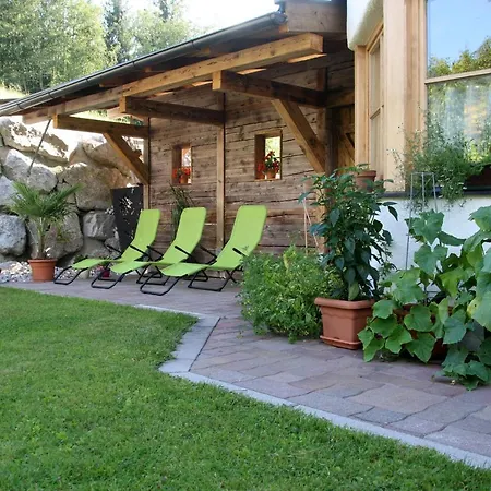 Chesa Montana Apartment
