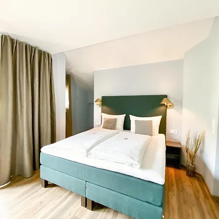 Chesa Montana Apartment