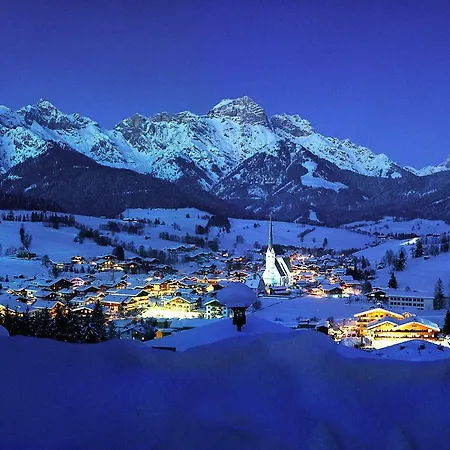 Chesa Montana Guest house *