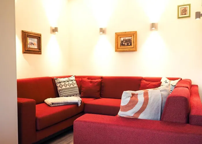 Affittacamere Chesa Montana 3*